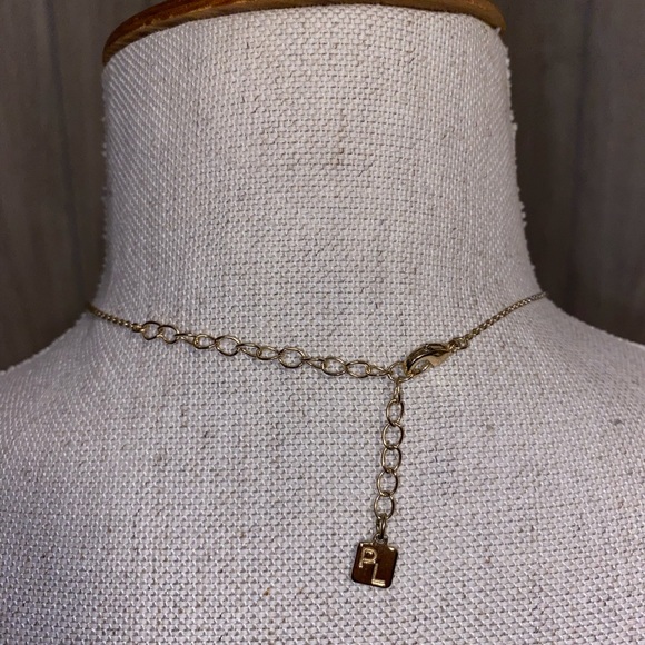 Cute Small Necklace - Picture 2 of 2